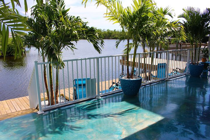Latitude 26 Waterfront Boutique Resort - Bonita Springs