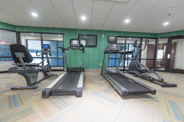 Holiday Inn Express Hotel & Suites in North East (Erie) by IHG