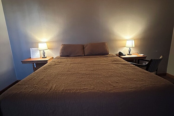 Timber Lodge Inn
