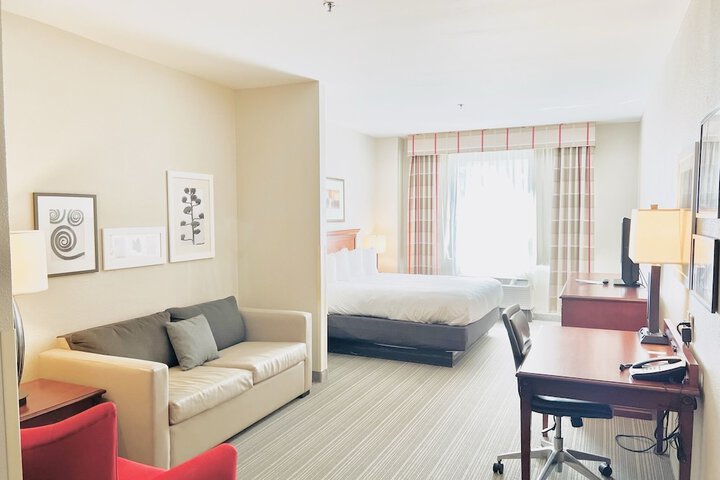 Room 28 of 36