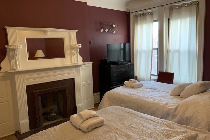 Room 26 of 39