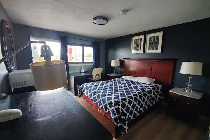 Room 21 of 25