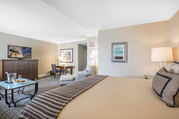 Room 32 of 127