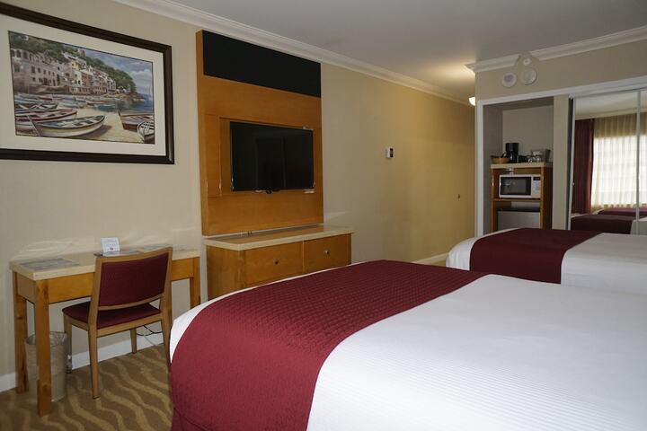 Room 48 of 73