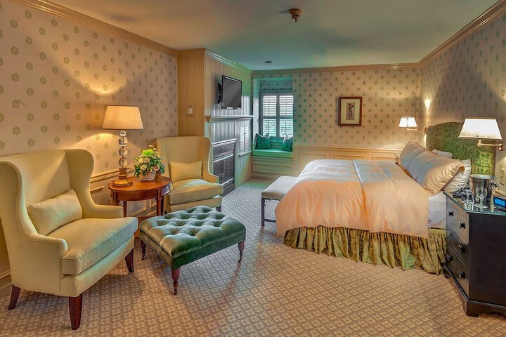 Room 4 of 14