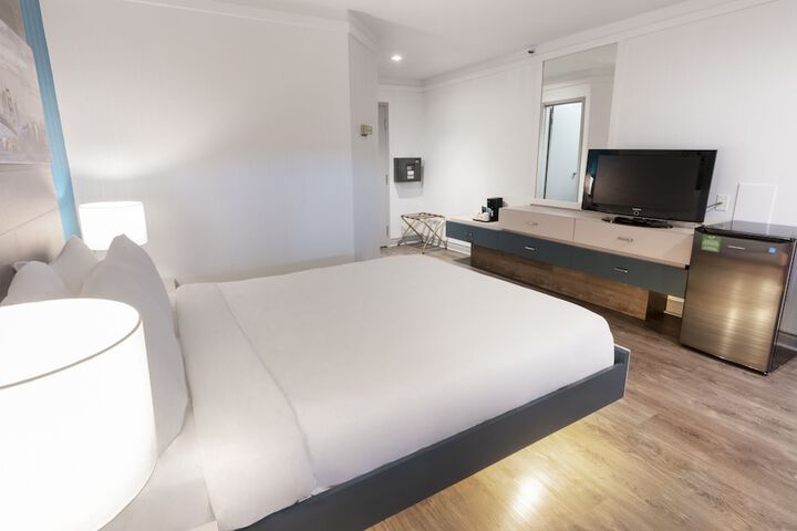 Room 47 of 132