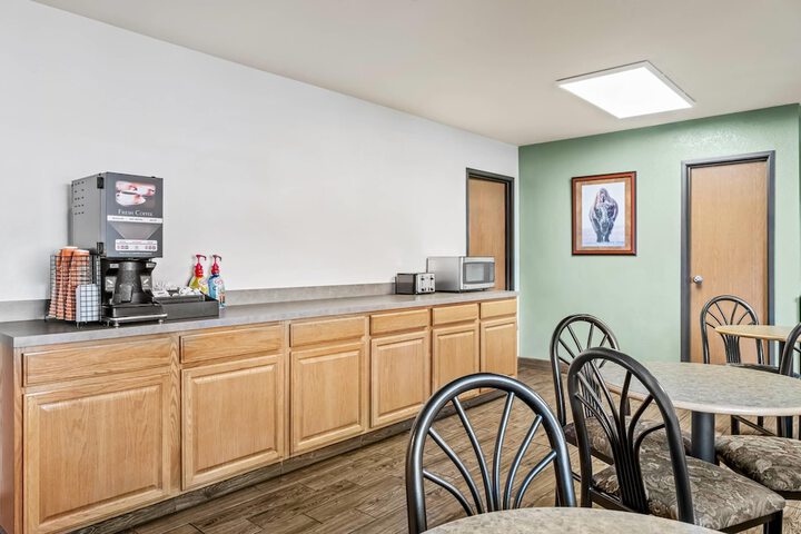 Econo Lodge Custer - Crazy Horse Area