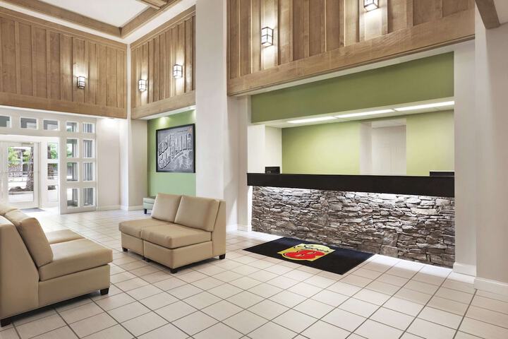 Hotel Interior 4 of 21