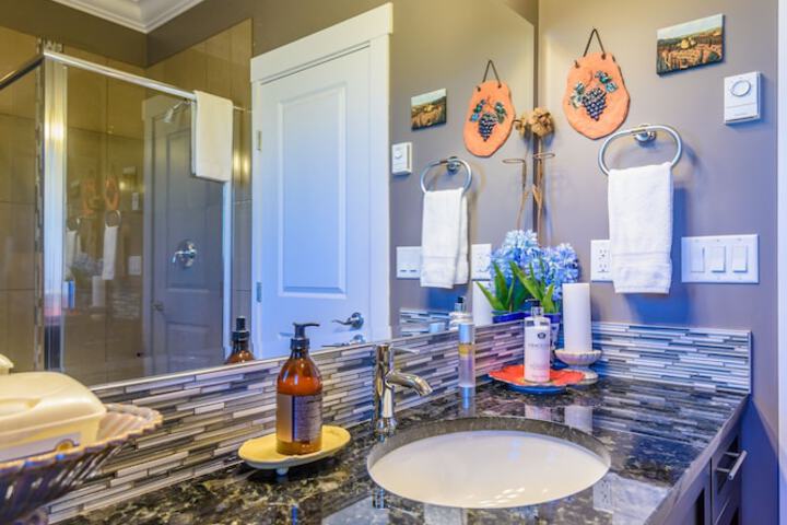 Brookside Inn Boutique Hotel
