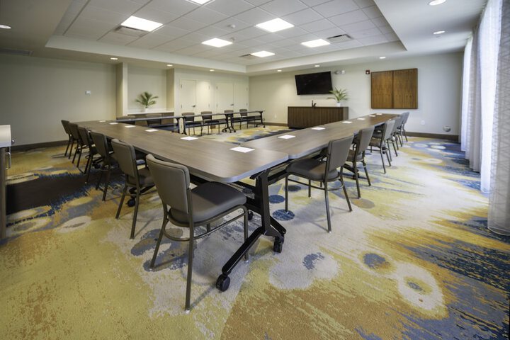 Staybridge Suites Summerville by IHG