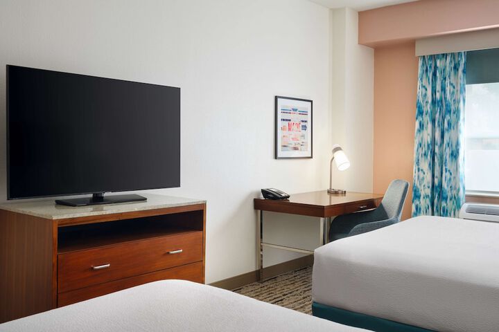 Room 12 of 42