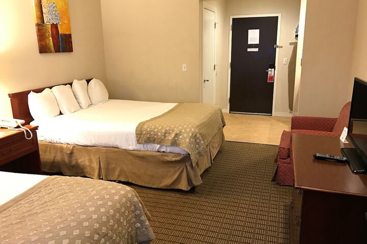 Ramada by Wyndham Draper