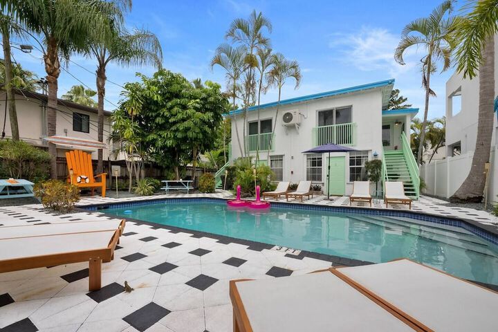 Pool 5 of 35