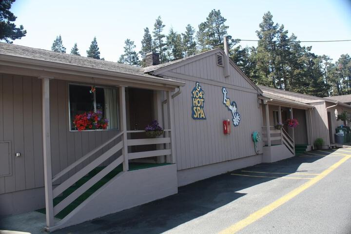 Economy Inn