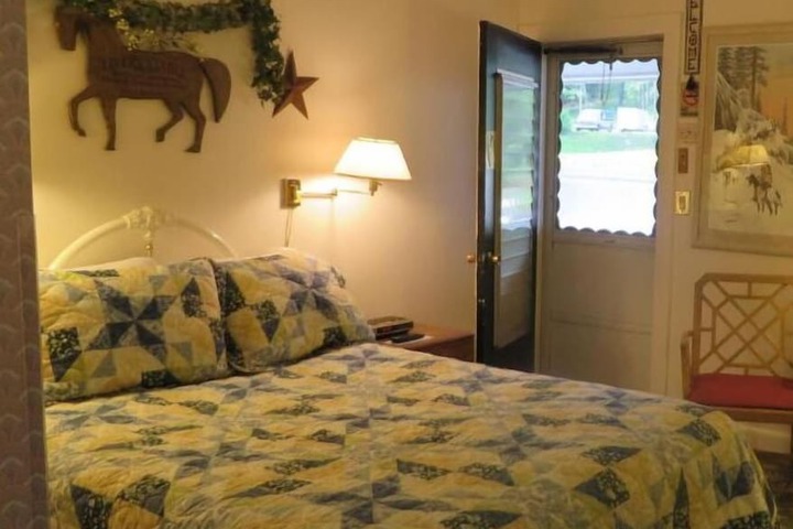 Room 45 of 65