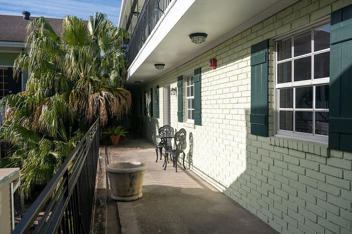 Hotel 4 of 59