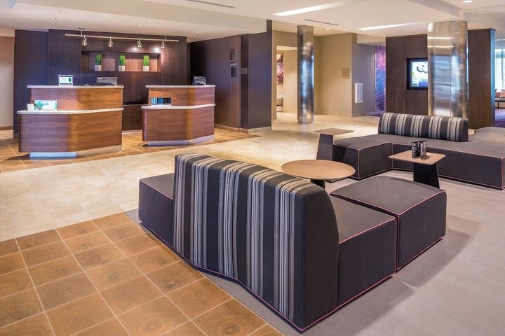 Hotel Interior 12 of 38