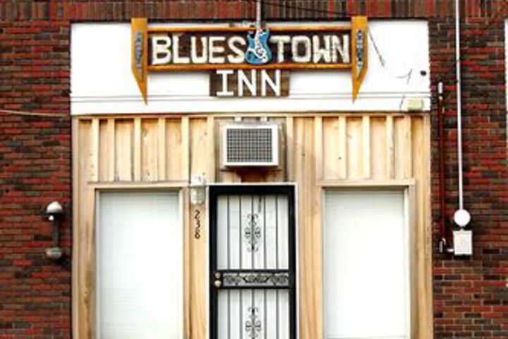 Bluestown Inn