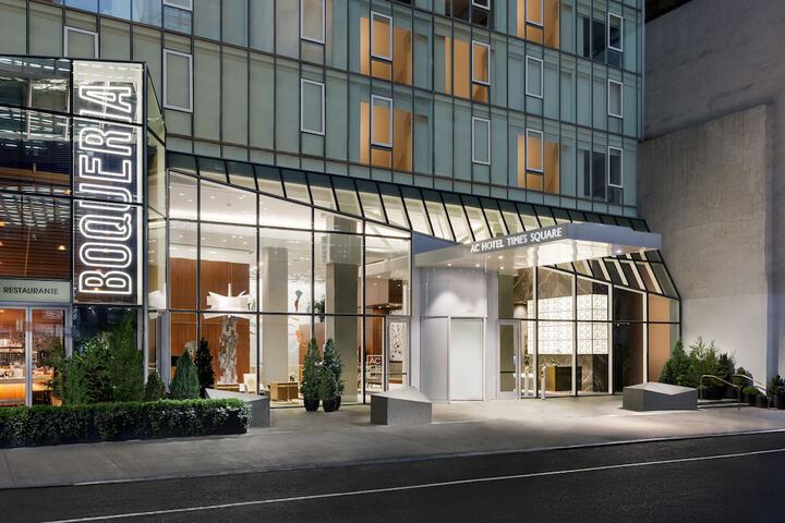 Hotel 2 of 86
