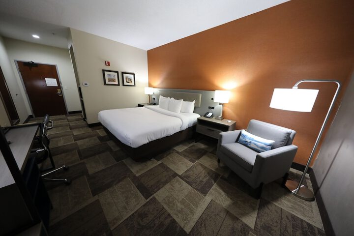 Comfort Inn & Suites Hutchinson