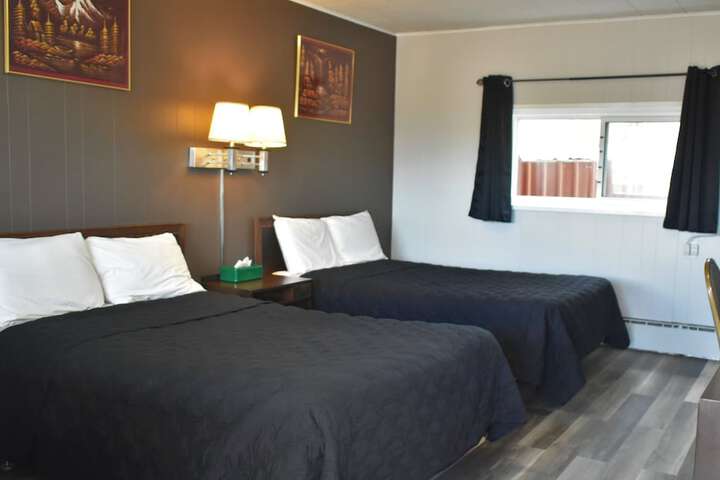 Room 27 of 38