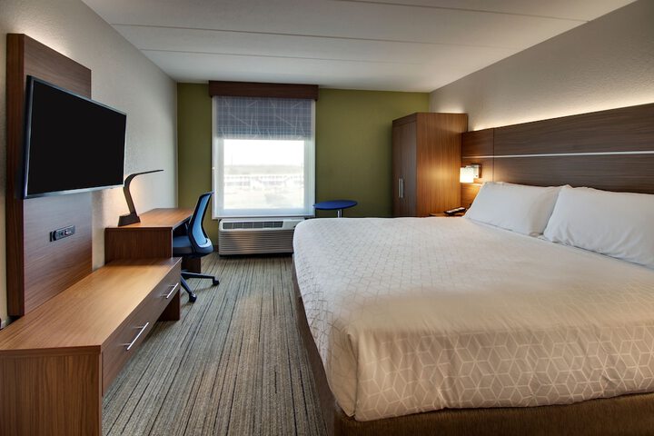 Room 27 of 59