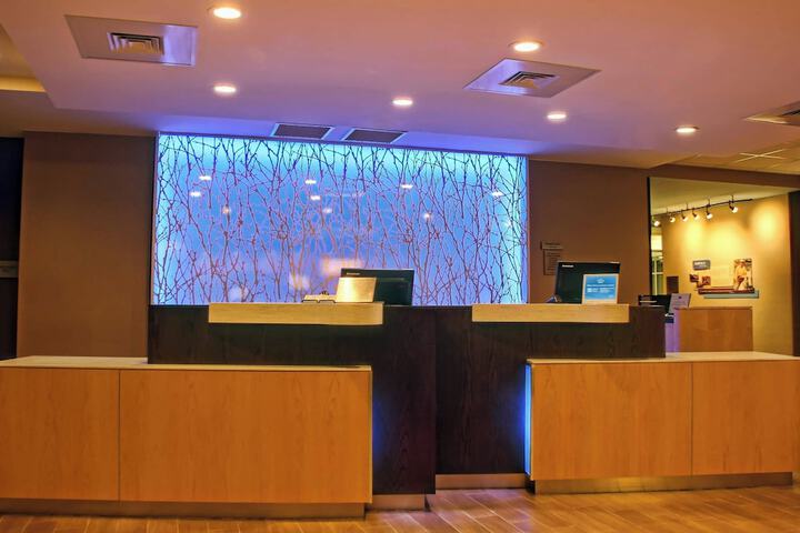 Hotel Interior 10 of 27