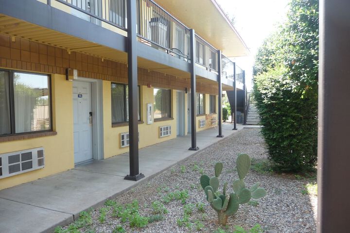 Hotel 10 of 95