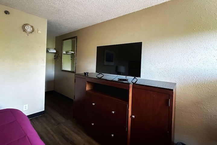 Room 45 of 111