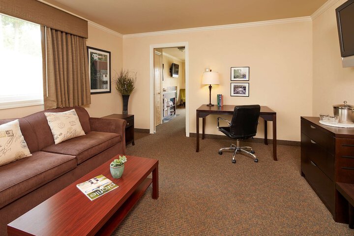 Room 22 of 42