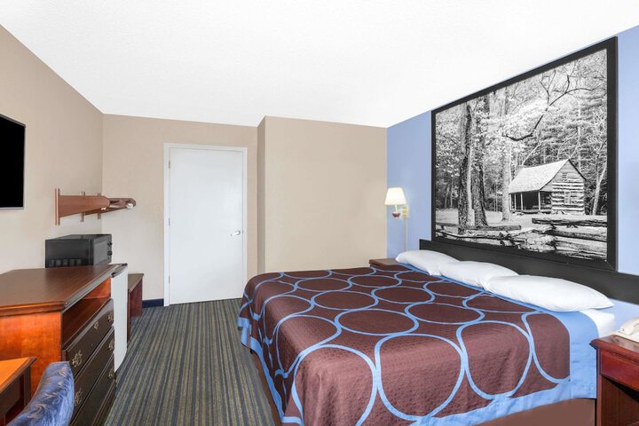 Room 17 of 21