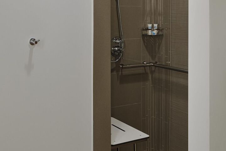 Hyatt House Columbus OSU / Short North