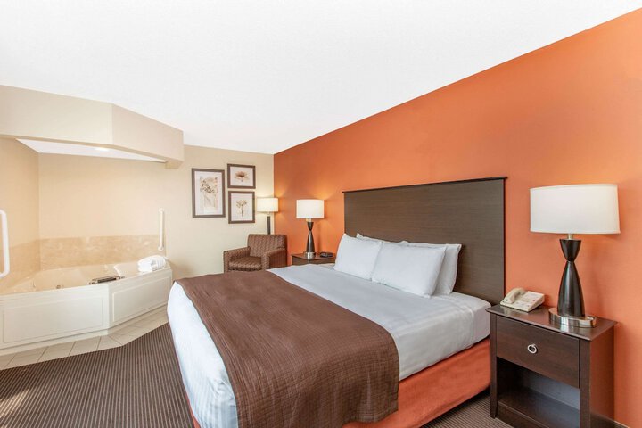 Room 19 of 27