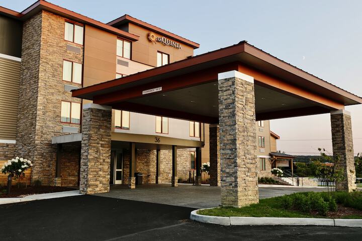 Hotel 3 of 30