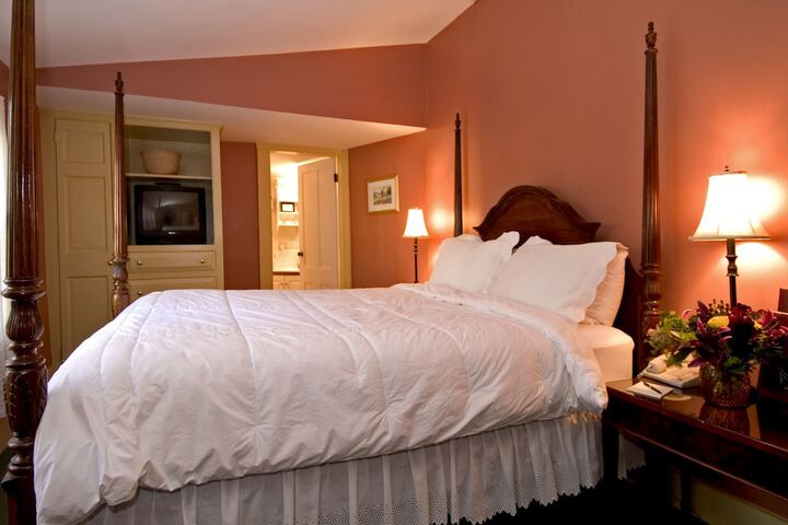 Room 10 of 70
