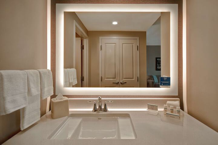 Room 21 of 48