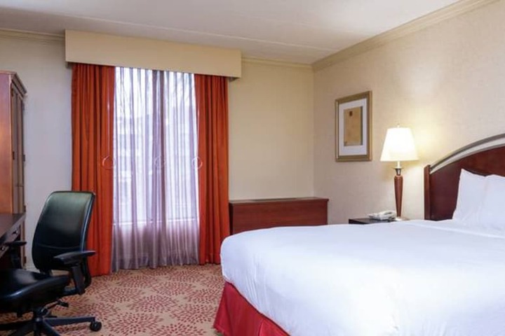 Room 26 of 84