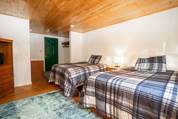 Room 8 of 21