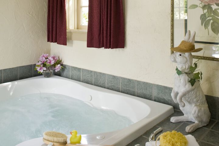 Hot Tub 57 of 67