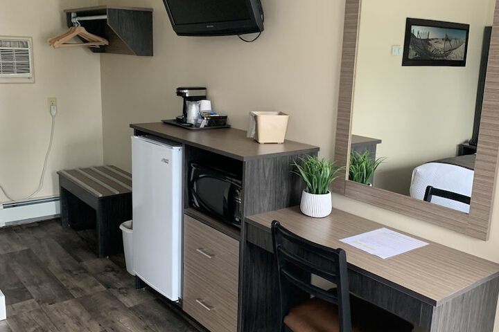 Room 12 of 13