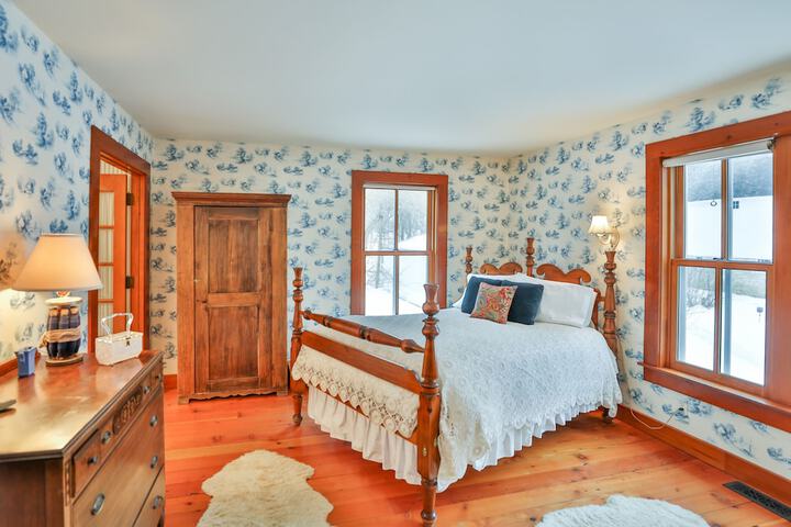 Round Barn Farm B & B Event Center