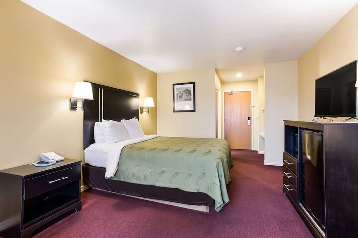 Room 22 of 61