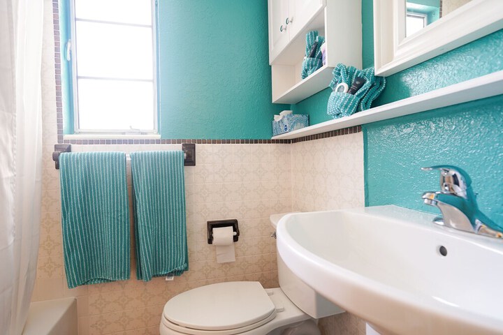 Mar Bay Motel & Suites