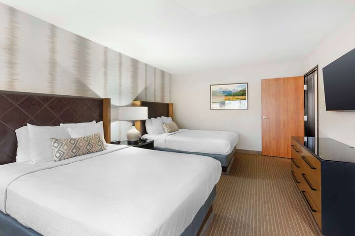 Room 26 of 37