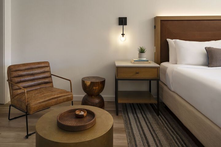 Room 47 of 114