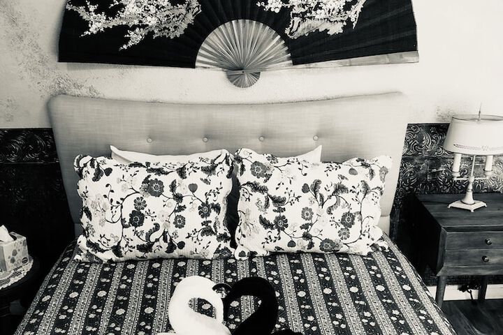 Room 21 of 38