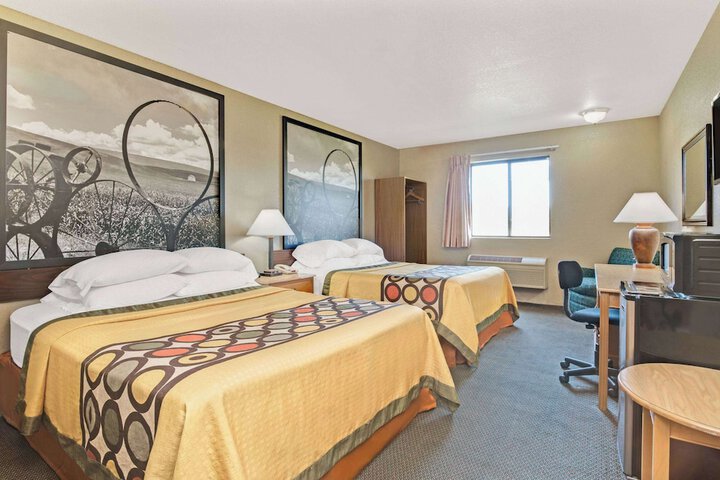 Room 9 of 27