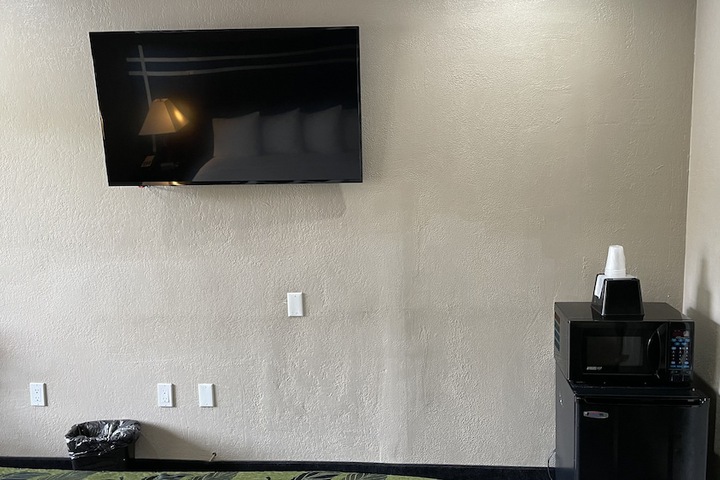 Room 30 of 54