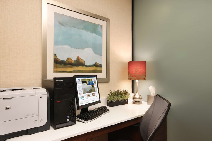 Hampton Inn White Plains / Tarrytown