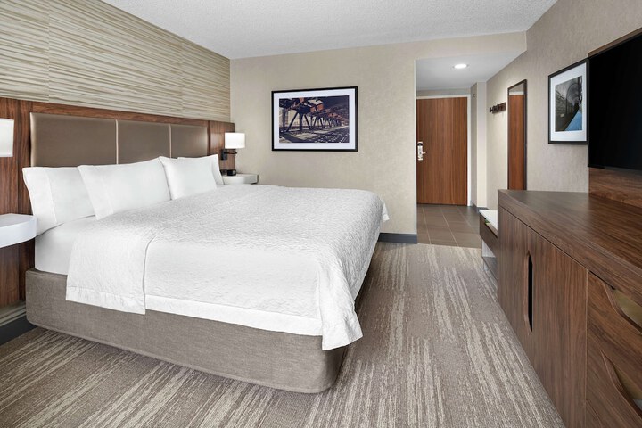 Room 46 of 60